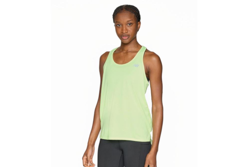 Camiseta New Balance Sport Essential WT41220 en verde