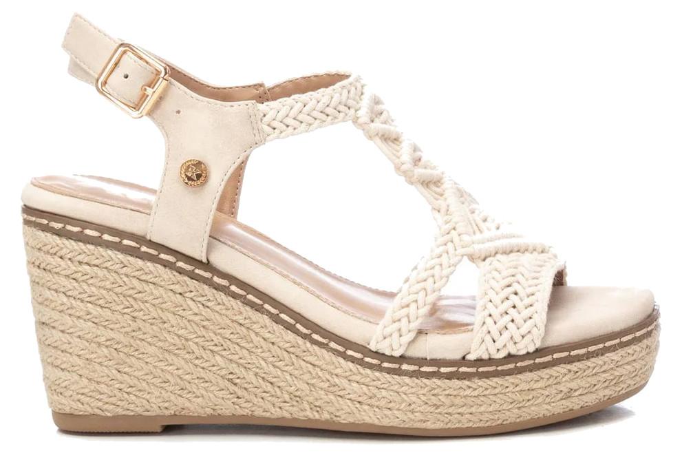 Sandalias cuña de esparto XTI 142834 hielo para mujer | Cuñas de macramé con plataforma y yute