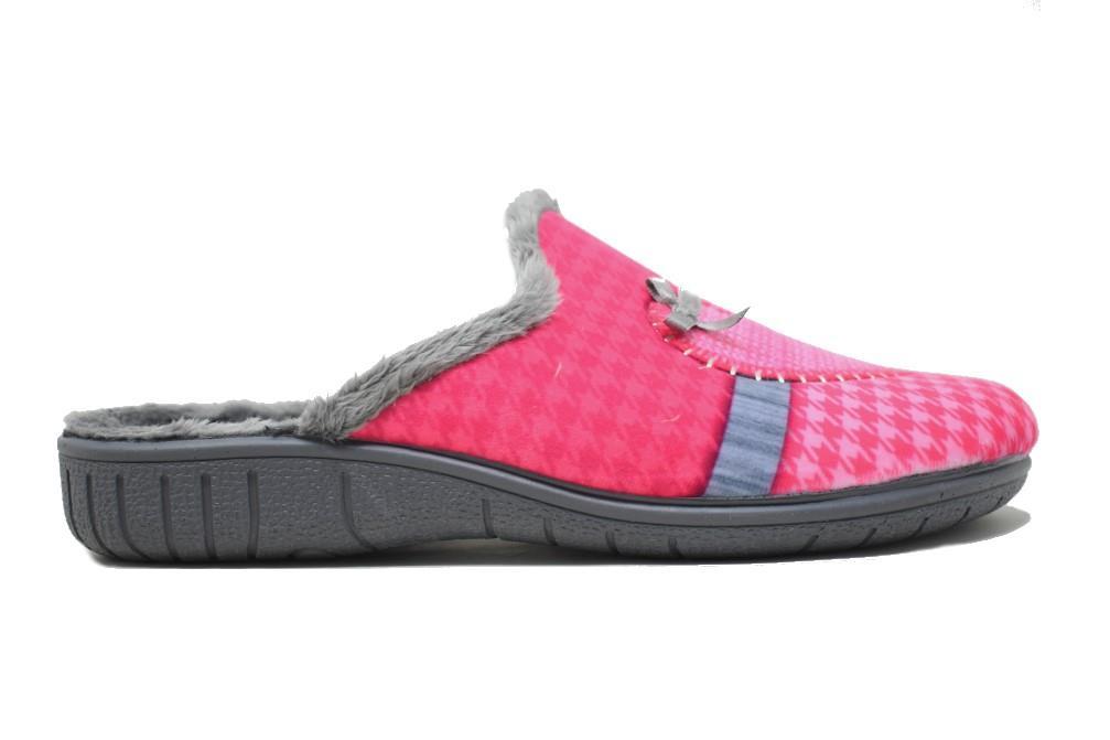 Zapatillas de casa Calusa corazones 948 en gris para mujer