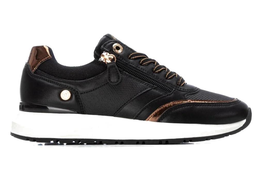 Zapatillas deportivas planas XTI 144183 en negro