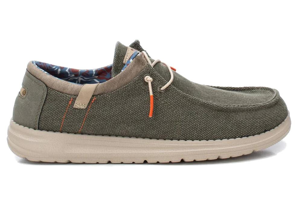 Zapato Náuticode lona para hombre XTI 143576 en caqui