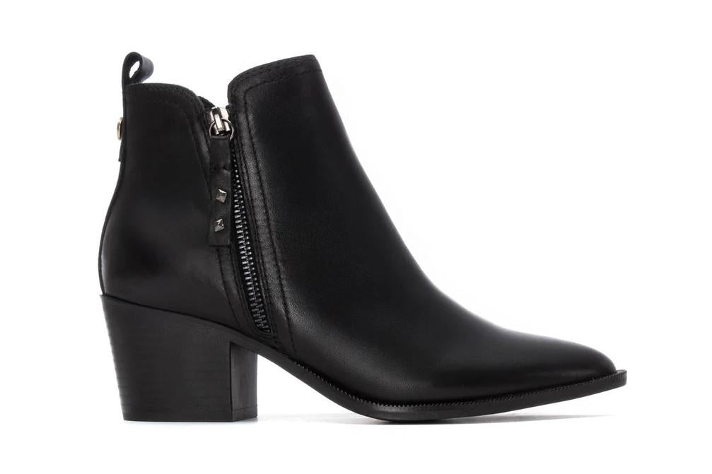 Botines de tacón Carmela 162585 en negro