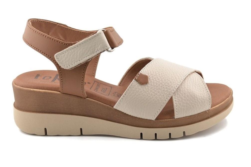 Sandalias con Cuña Tekila S54 en beige para mujer