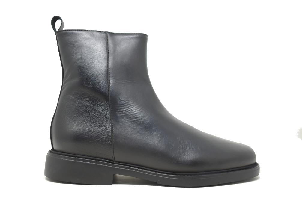 Botín Chelsea para hombre en color negro
