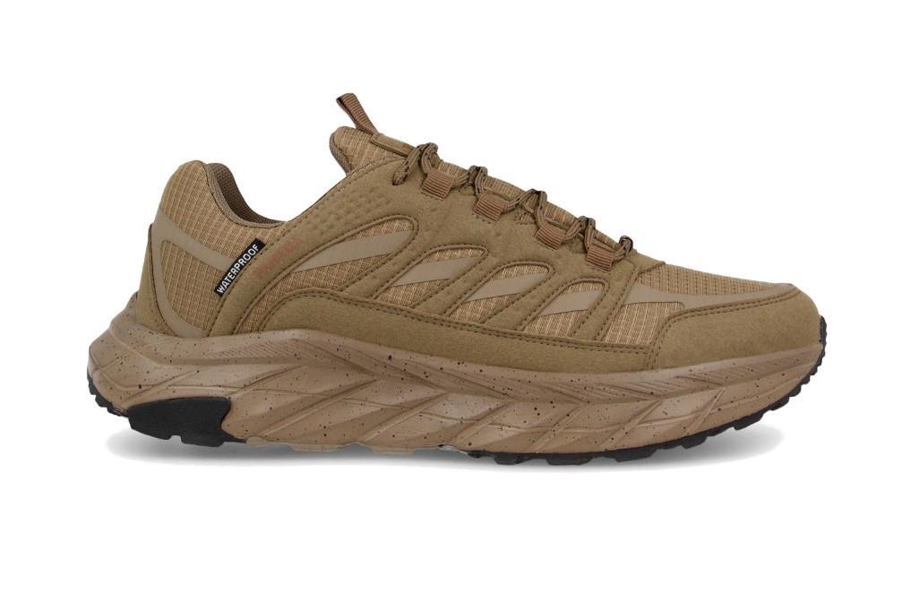 Zapatillas de trekking Paredes Insua LT25587 en color marrón