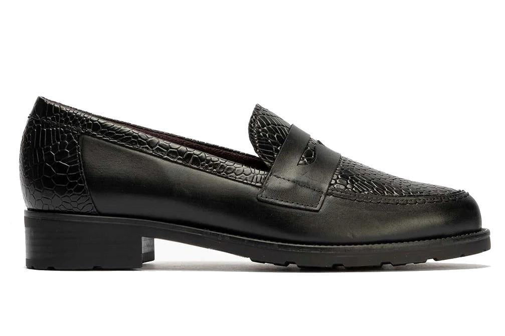 Mocasines planos Pitillos 10183 en negro para mujer