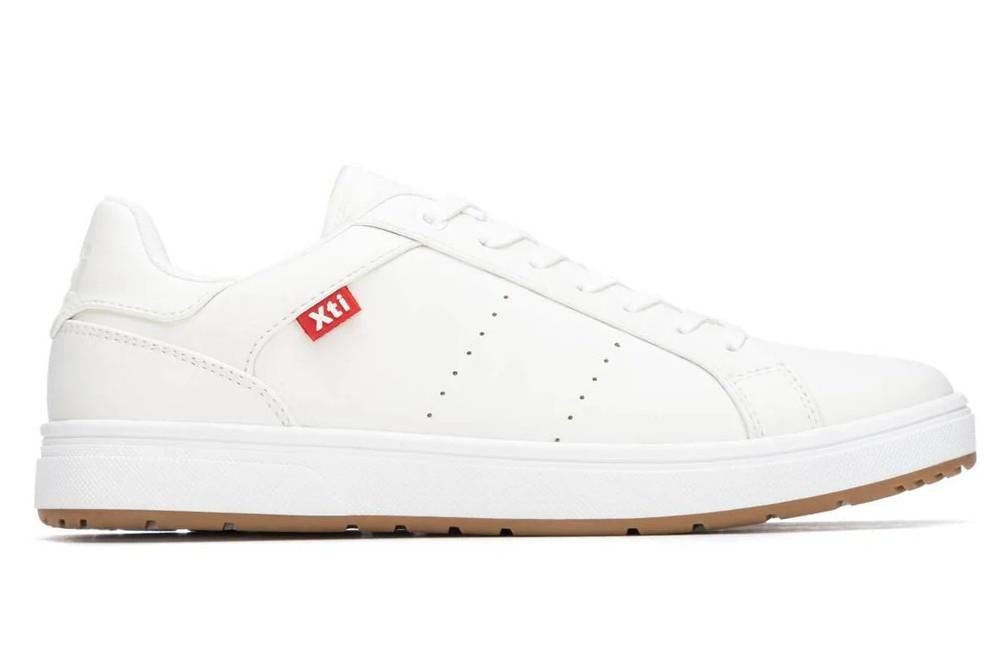 Zapatilla deportiva color blanca para hombre XTI 145719 Vegana