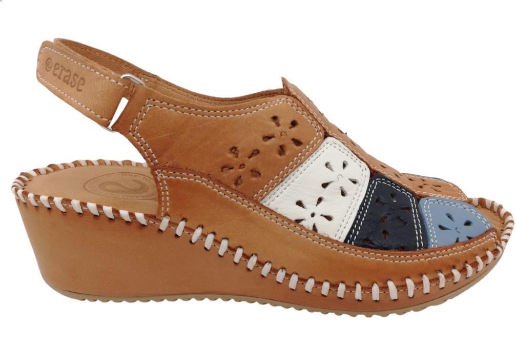 Sandalias con cuña Erase 793-60 en color cuero para mujer