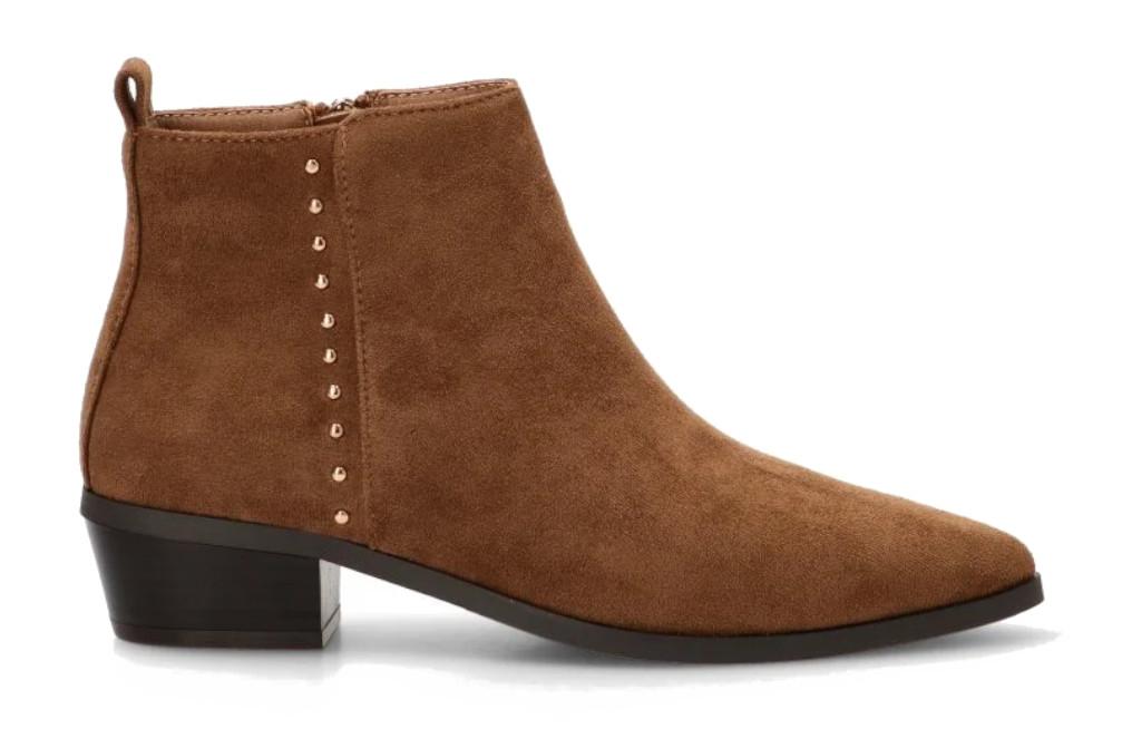 Botines western Etika Dennis 110551 en camel con tachas