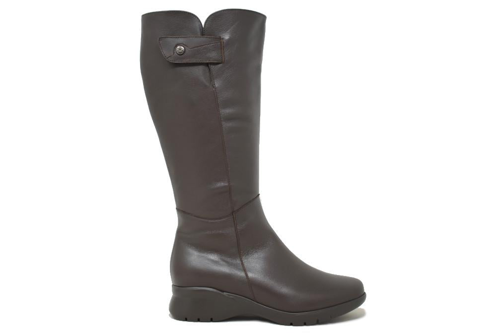 Botas altas de ancho especial PieSanto 255880 en color caoba