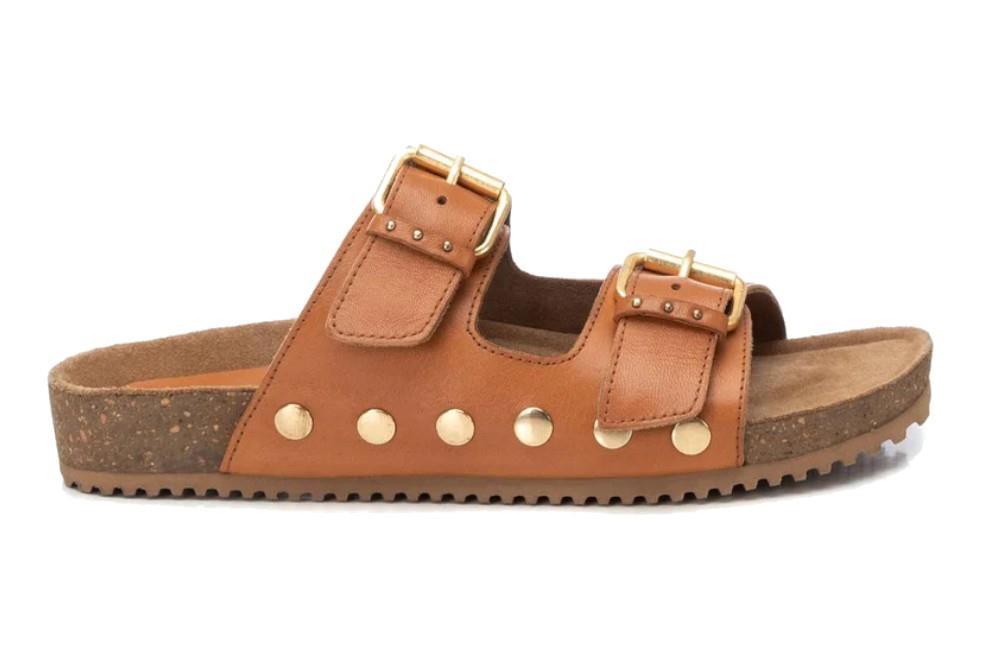 Sandalias planas Bio Carmela 162128 en camel para mujer