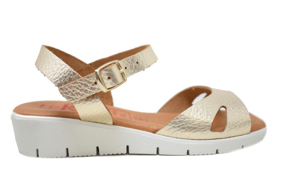 Sandalias planas cómodas Tekila 1259 en platino