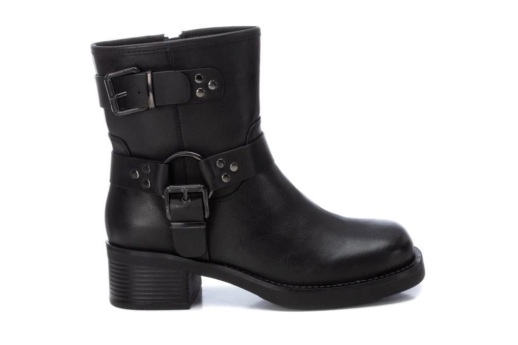 Botines biker XTI 142998 en negro para mujer