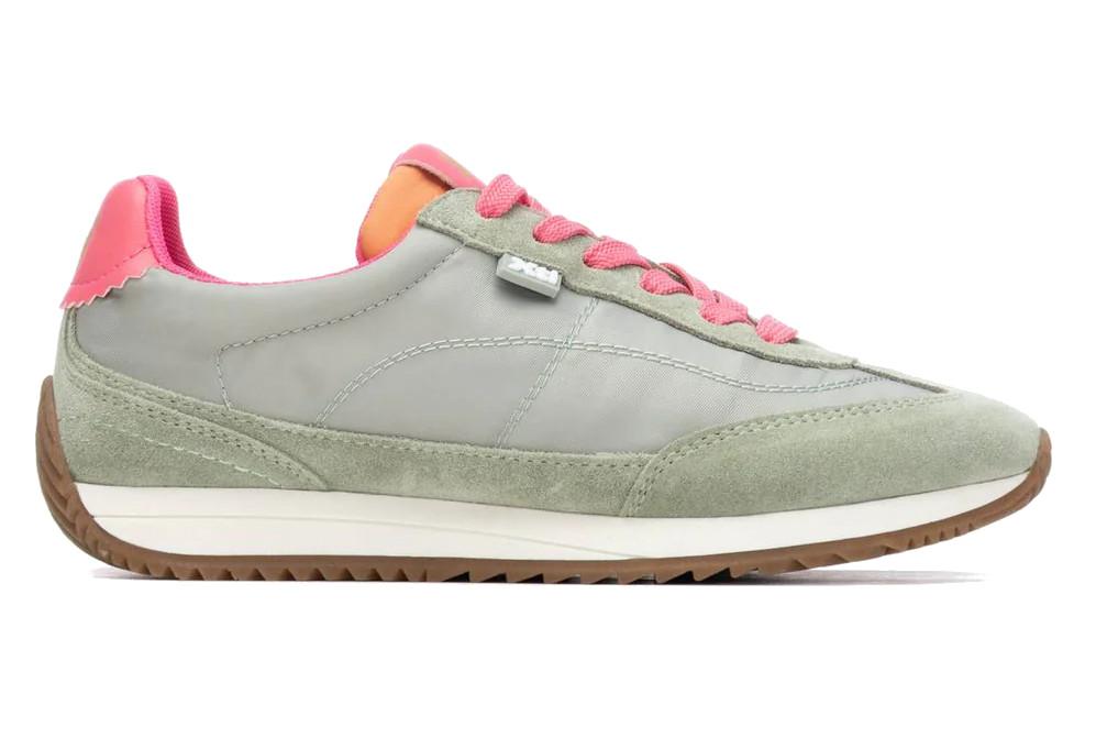 Zapatilla de mujer plana XTI 14520902 textil con cordones casual cómoda verano