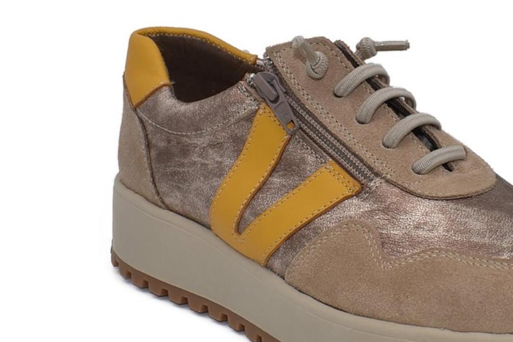Zapatillas deportivas Chamby 160 en color arena