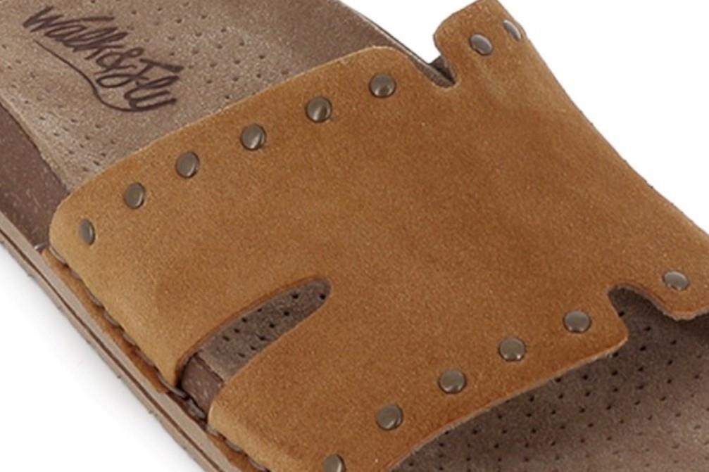 Zueco WALK & FLY CAMOSCIO 7447 50961 A5 en cuero para mujer