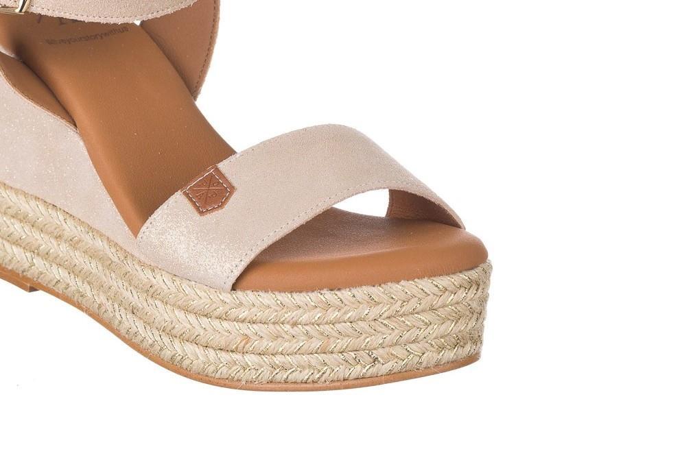 Sandalia con cuña Popa bandon boreal en oro para mujer