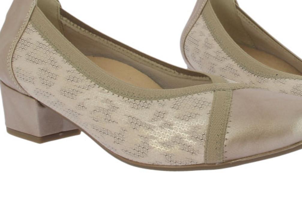 Zapatos de tacón Doctor Cutillas 81258 en color tormo