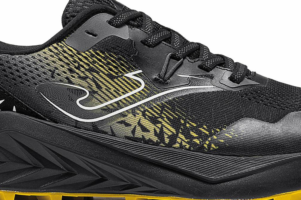 Zapatillas de trail para hombre Joma TKTUNW2601 Tundra 2601 en negro para hombre