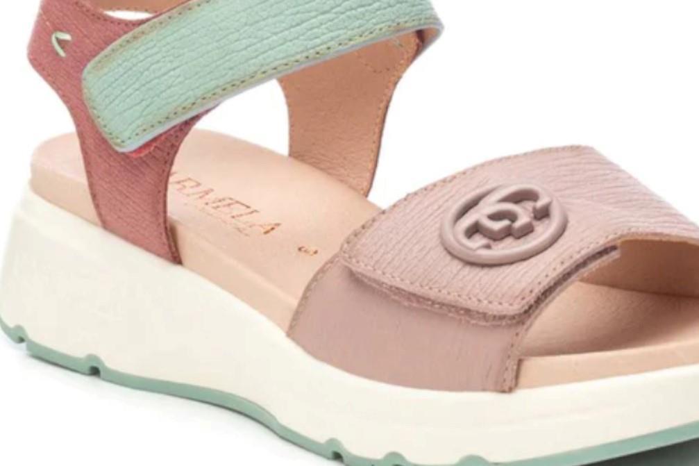 Sandalias Carmela 162309 en nude para mujer