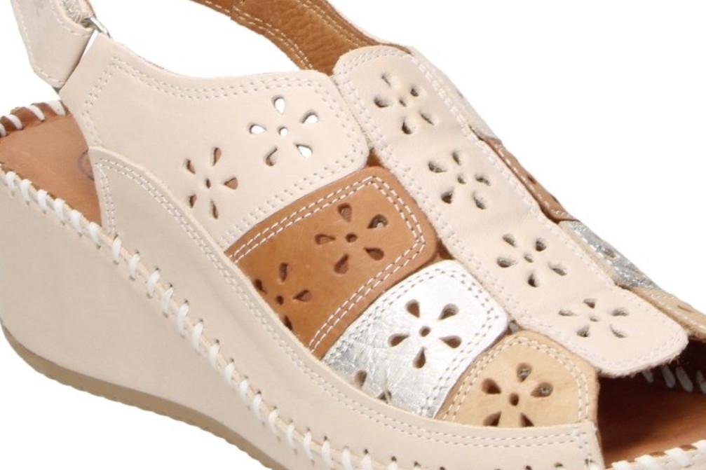 Sandalias cómodas Erase 793-60 hielo para Mujer de Piel con Cuña y Puntera Cerrada | Comodidad y Estilo