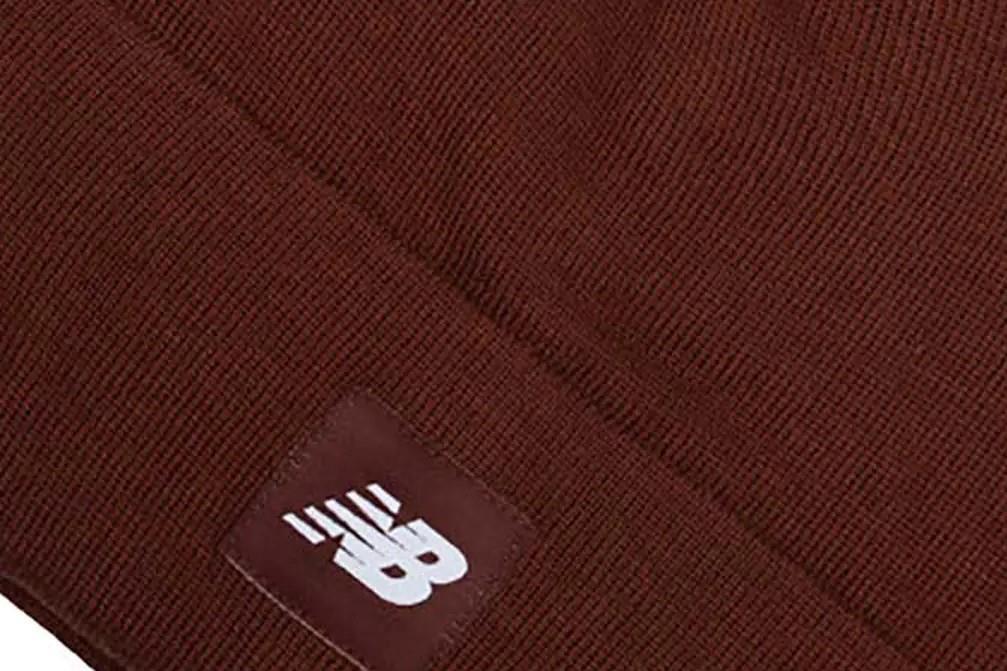 Gorro New Balance Flying en marrón