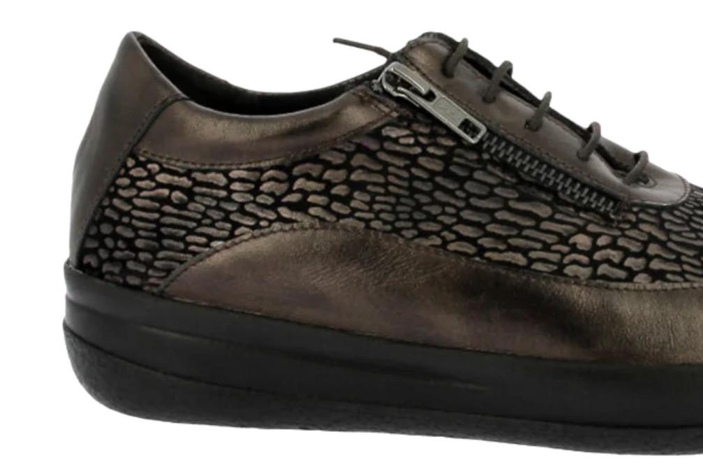 Zapatos cómodos Doctor Cutillas 50754 de color marrón