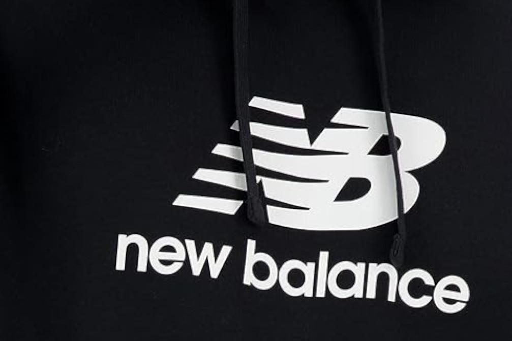 Sudadera con capucha New Balance Sport Essentials French Terry Logo Hoodie en negro