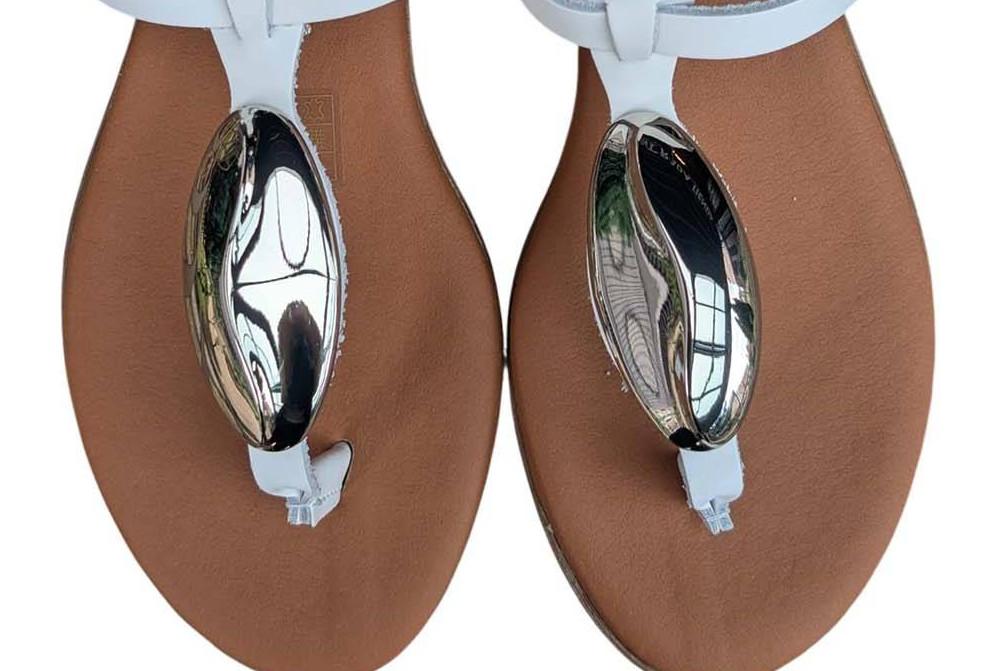 Sandalias esclavas de Piel Oh! My Sandals 5864 blanco para mujer – Sandalias de dedo y Correa Ajustable