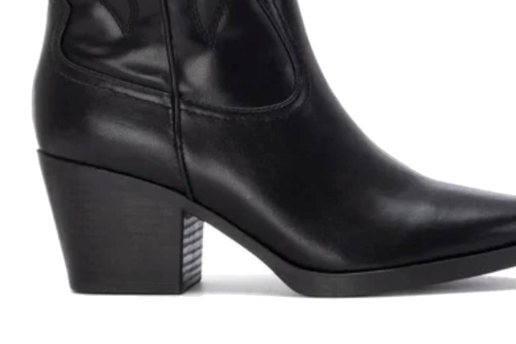 Botas altas cowboy XTI en negro 144306