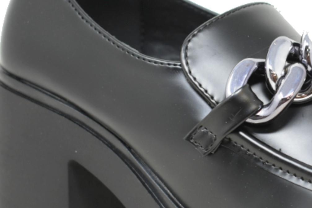 Mocasines con tacón Maraval W0364 en negro para mujer