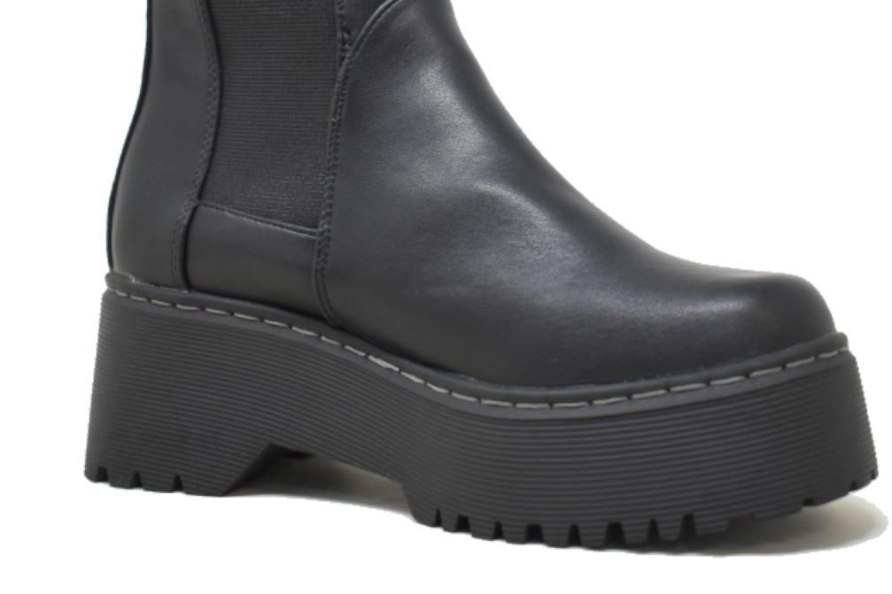 Botines chelsea con plataforma Isteria 21217 en negro para mujer