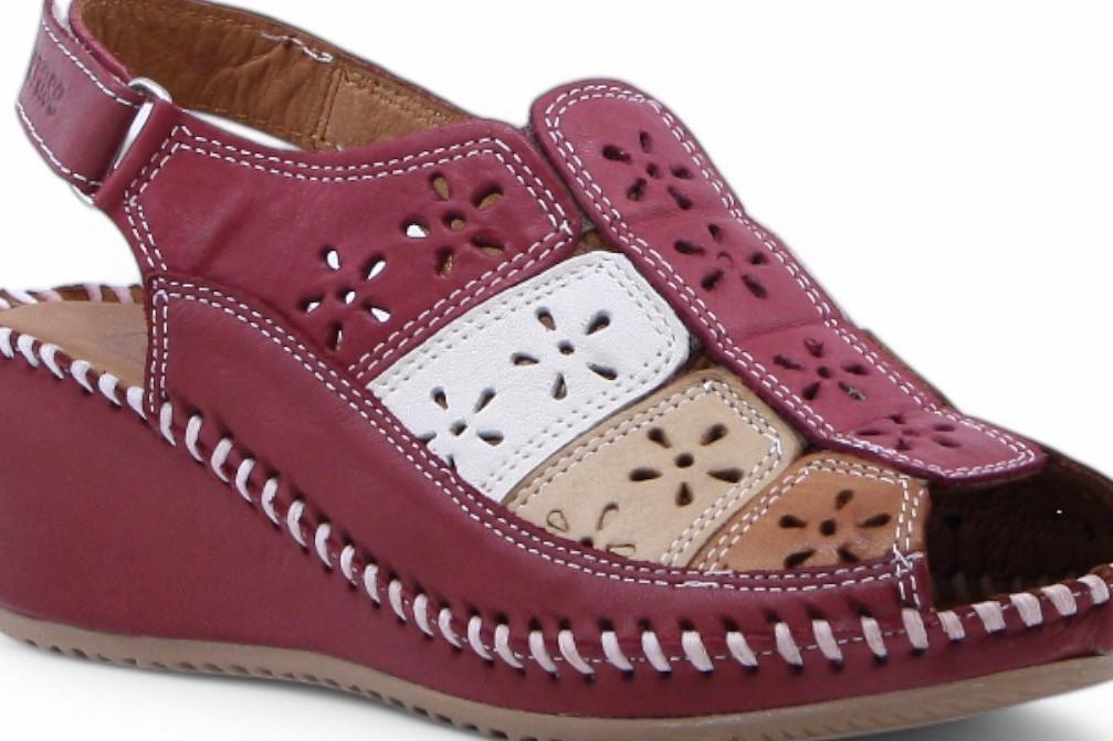 Sandalias cómodas Erase 793-60 burdeos para Mujer de Piel con Cuña y Puntera Cerrada | Comodidad y Estilo