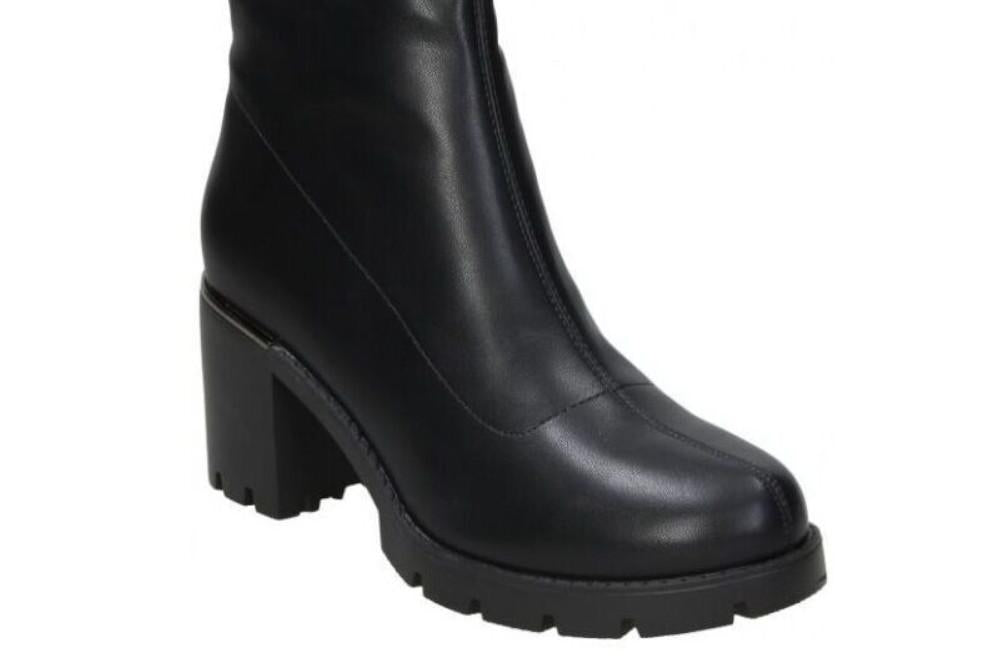 Botines con tacón Isteria 611 en negro
