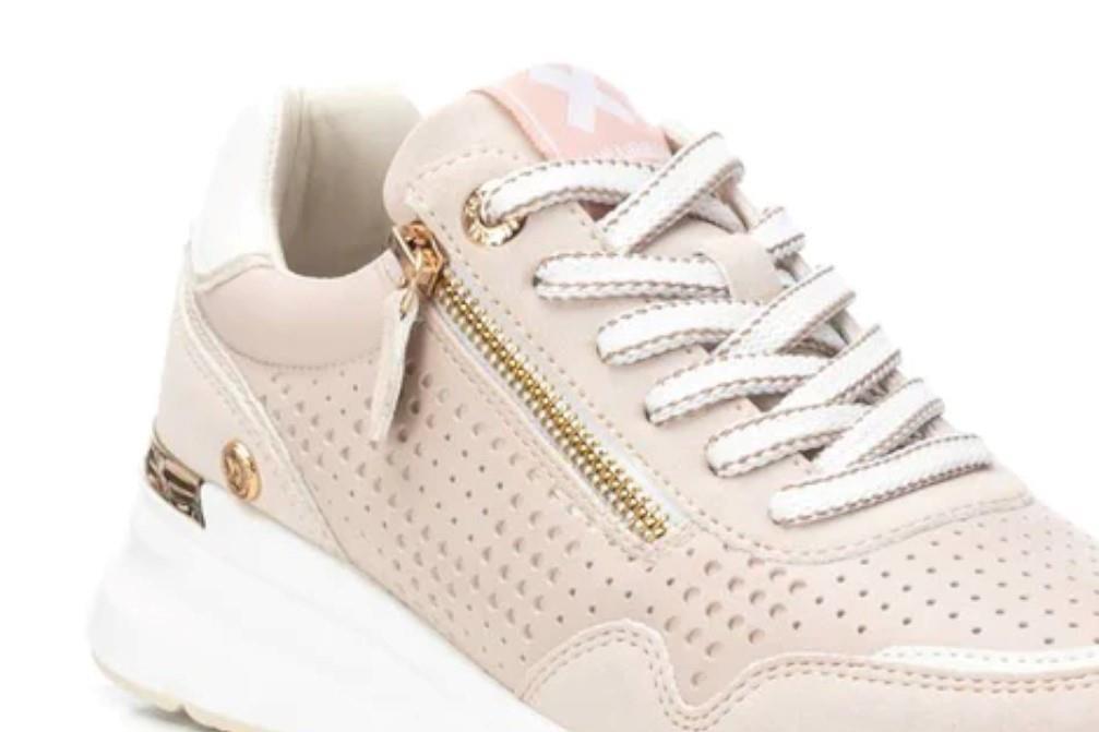 Zapatillas deportivas XTI  143990 en rosa para mujer