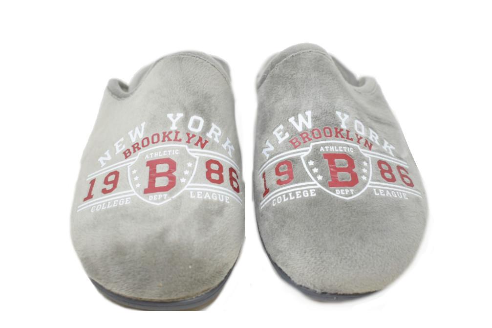 Zapatillas de casa Calusa 52-330 New York en gris