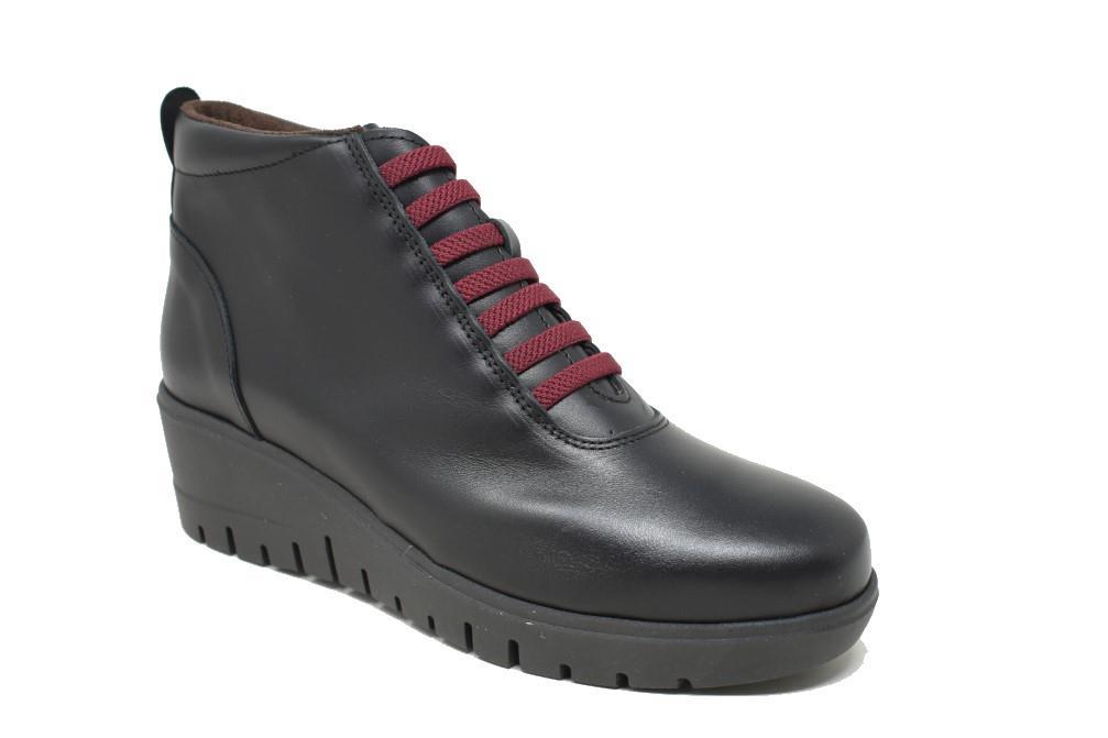 Botines con cuña Chamby 1906 en negro para mujer