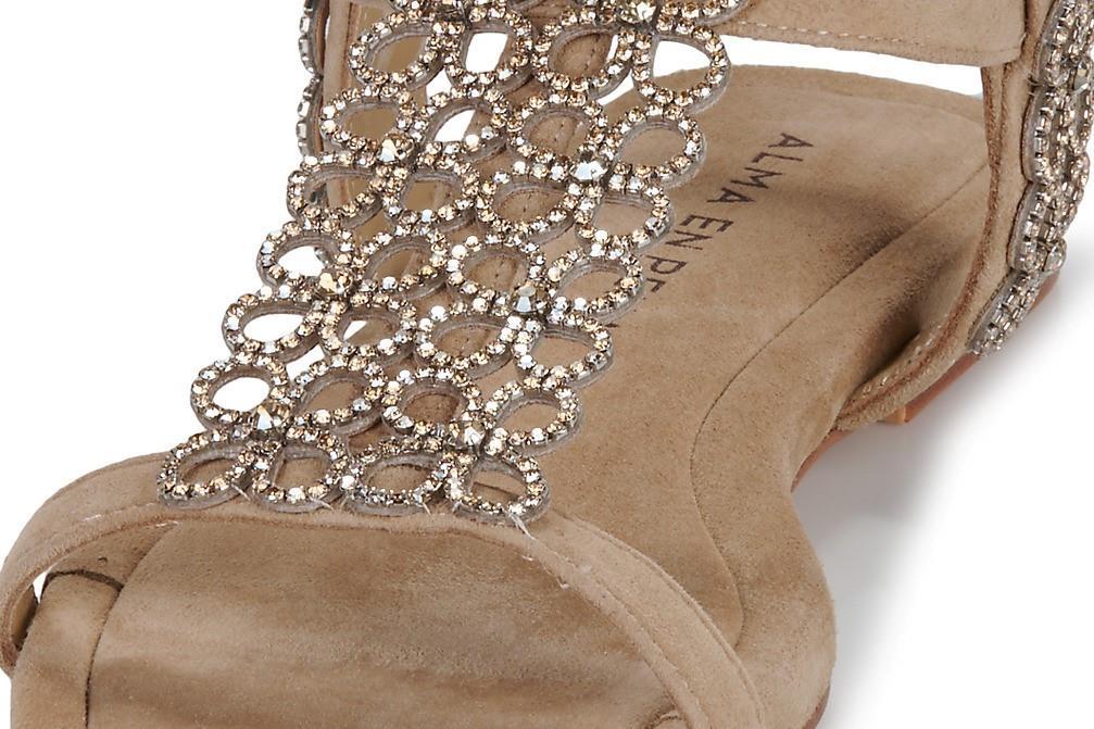 Sandalias planas Alma en Pena V251916 en sand para mujer