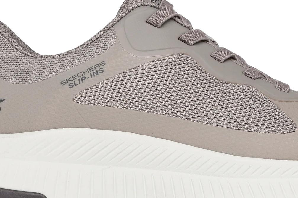 Zapatillas Skechers Slip-ins: BOBS Sport Squad Chaos 4 en darktaupe