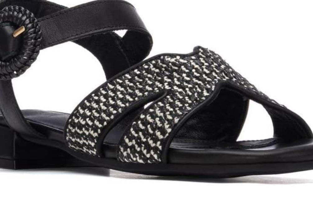 Sandalias planas Carmela 163273 negro para Mujer | Diseño Trenzado Tipo Rafia y Suela Antideslizante