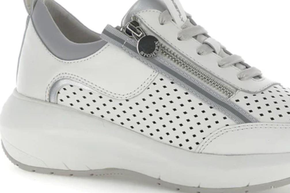 Zapatillas deportivas Stonefly TWINS 5 en blanco para mujer.
