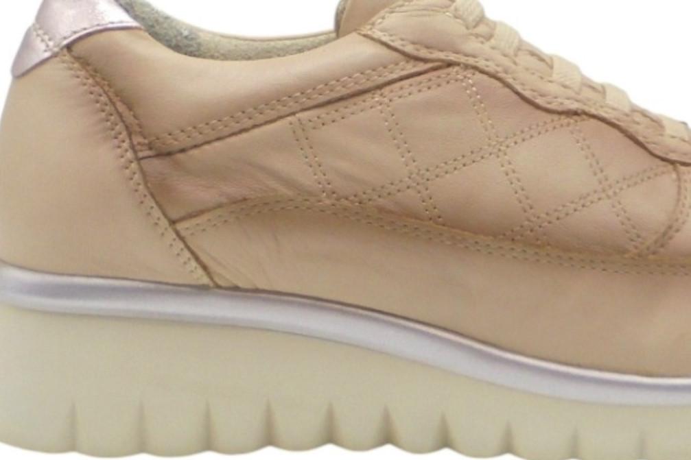 Zapatillas deportivas Erasa 4029 en beige