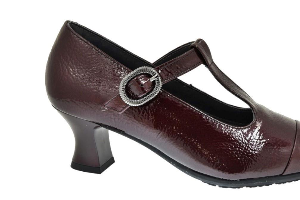Zapatos de tacón Pitillos 10853 de color burdeos