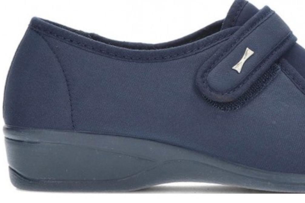 Zapatillas de casa Doctor Cutillas 746 cierre ajustable en color azul marino