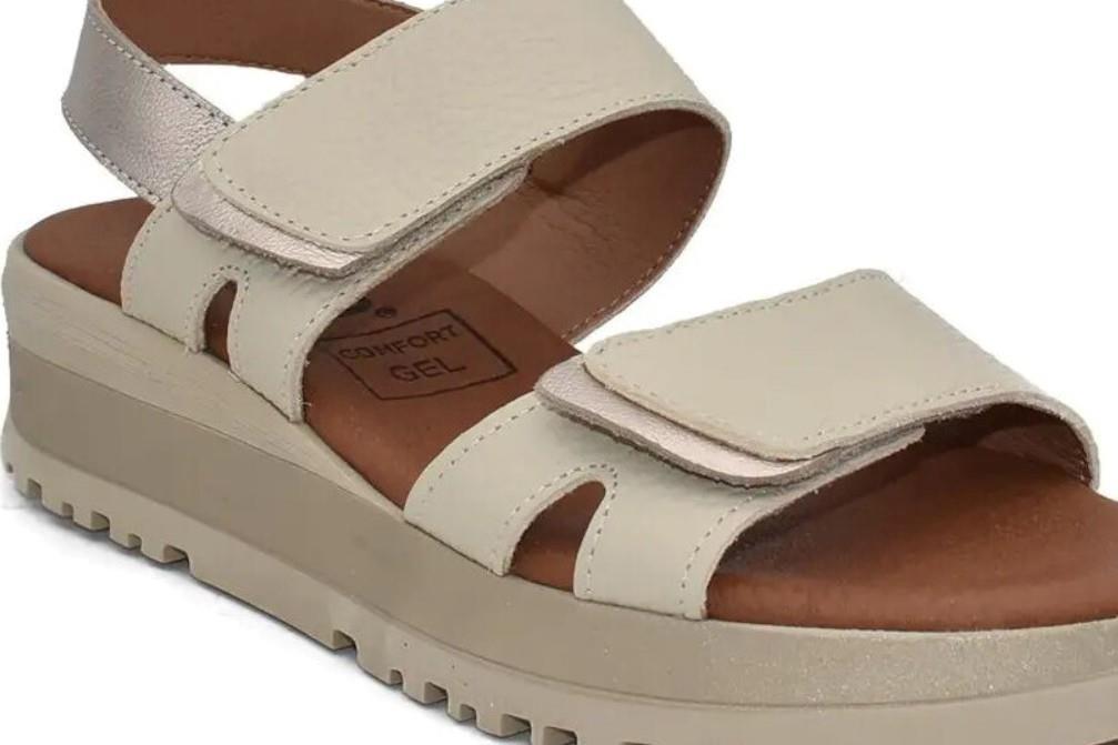 Sandalias con cuña Tekila S107 en beige para mujer