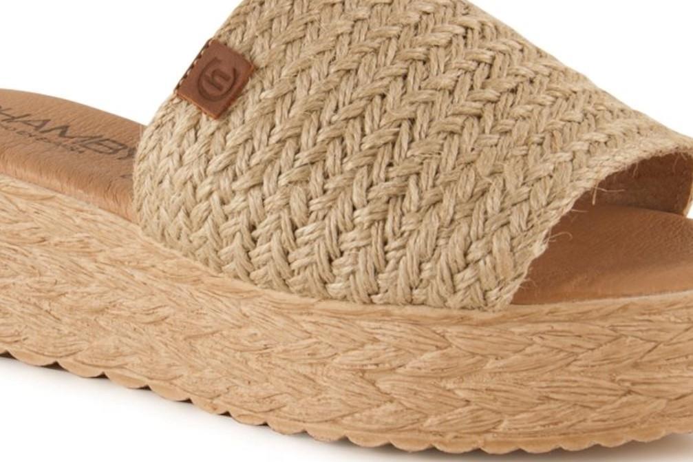Zuecos con plataforma Chamby 321 en natural