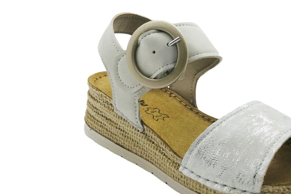 Inblu Sandalias con cuña mod RV000013 en hielo para mujer