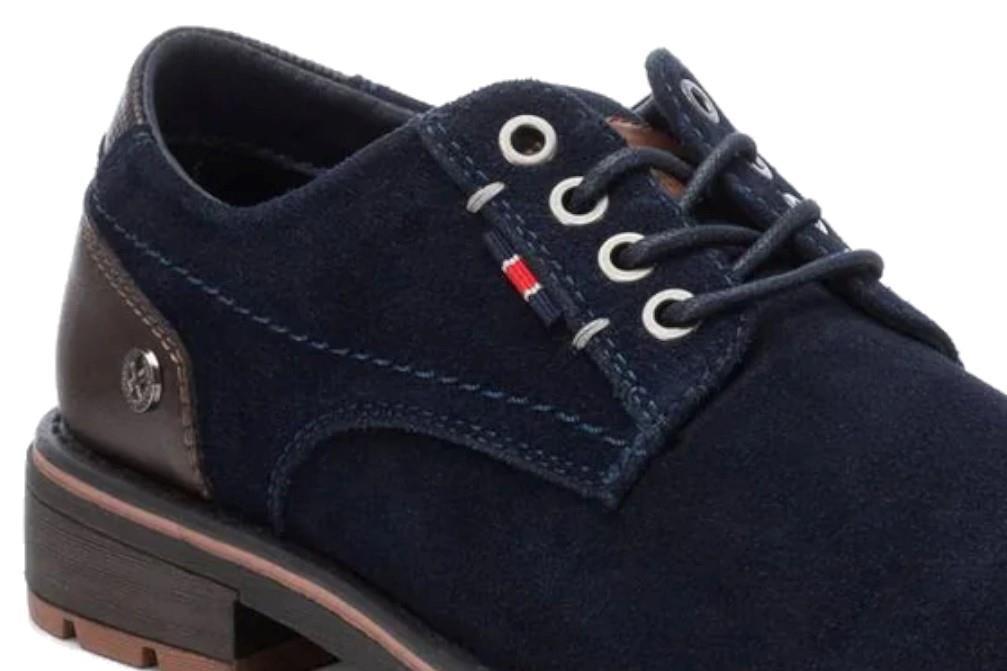 Zapatos con cordones XTI 143218 en azul marino