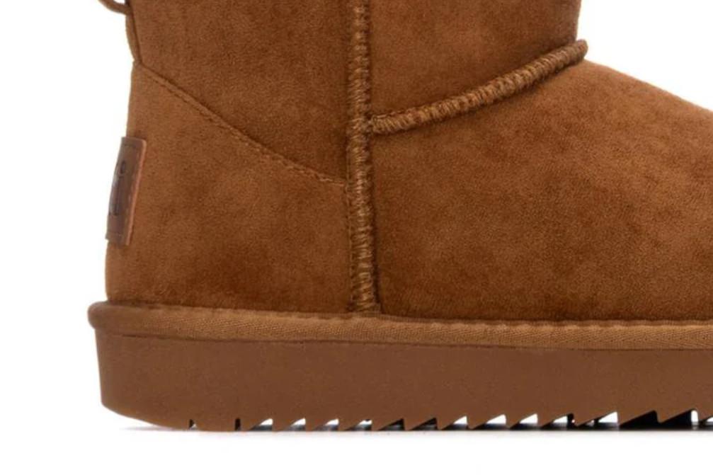 Botines snow XTI 144444 en color camel