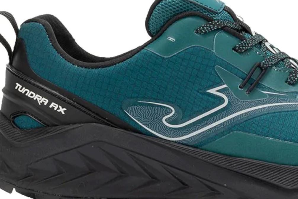 Zapatillas de trekking Joma TUNDRA AX MEN 2501 TKTUXW2501 en negro